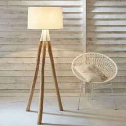 Maisons Du Monde Lampadaires Lampadaire Branche D'eucalyptus Et Abat-jour Blanc H152 -Luminaires Bord de mer Soldes lampadaire branche d eucalyptus et abat jour blanc h152 1000 7 29 177436 7