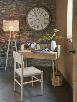 Maisons Du Monde Lampadaires Lampadaire En Bois D'eucalyptus Et Abat-jour En Fil De Coton Tressé Main écru H162 -Luminaires Bord de mer Soldes lampadaire en bois d eucalyptus et abat jour en fil de coton tresse main ecru h162 1000 16 23 223022 3